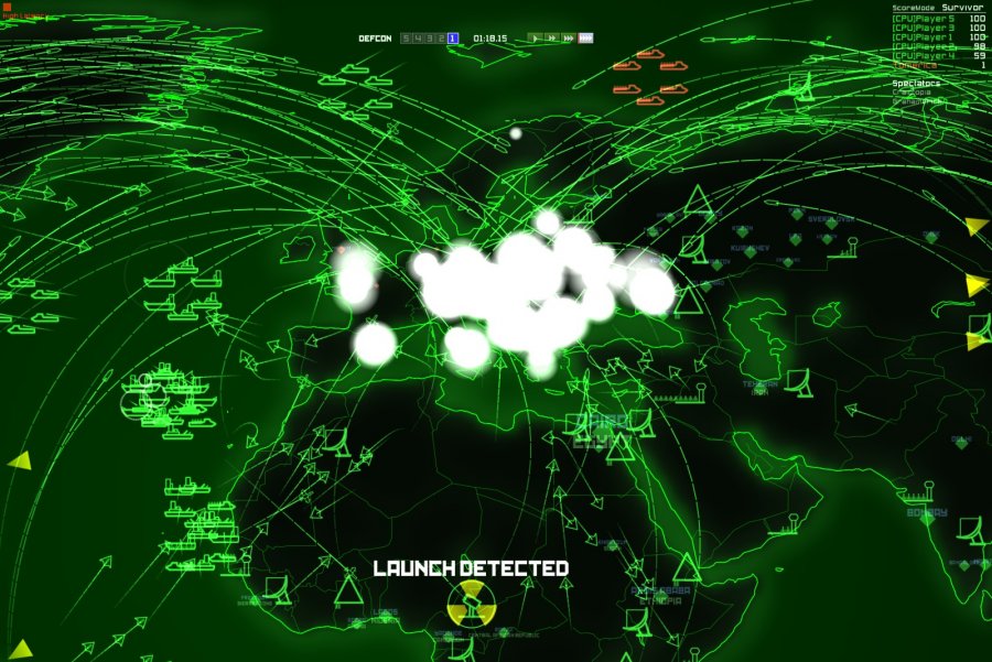 Stilisierte Weltkarte, auf der die Umrisse von Schiffen, Flugzeugen und Raketen zu sehen sind. Flugspuren und Explosionen markieren den Kampfverlauf.
