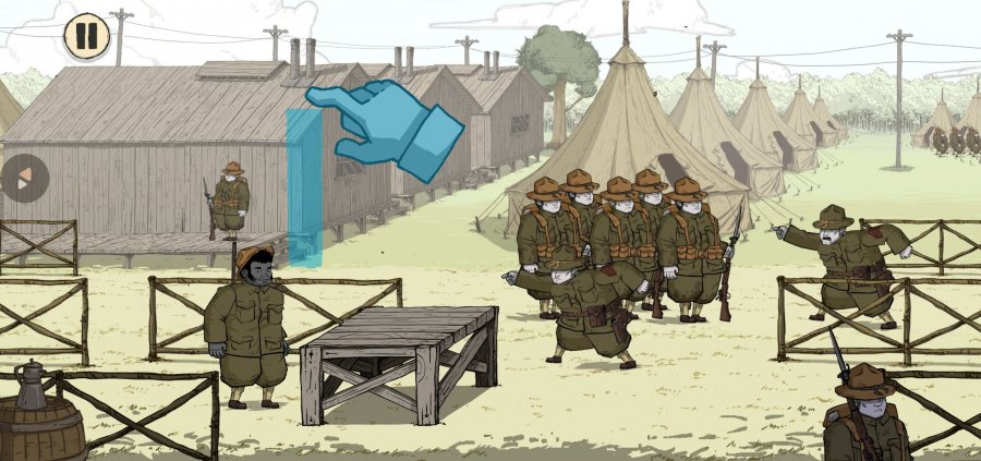 Abgebildet ist das Geschehen in einem Armeelager. Eine große blaue Hand markiert einen blauen Streifen an der Ecke einer Baracke.